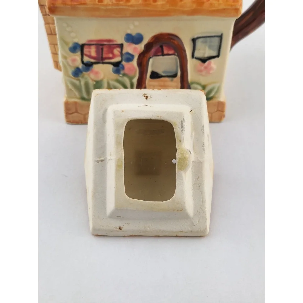 Teapot Thatched‎ Roof Cottage House Hand Painted Vintage Japan